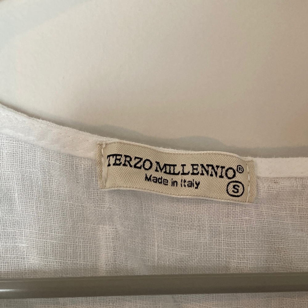White Linen Women's Top - Picture 3 of 8